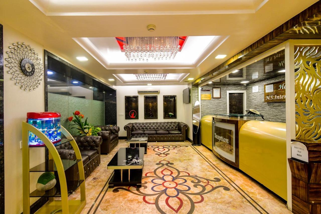 Hotel N S International Calcutta Buitenkant foto