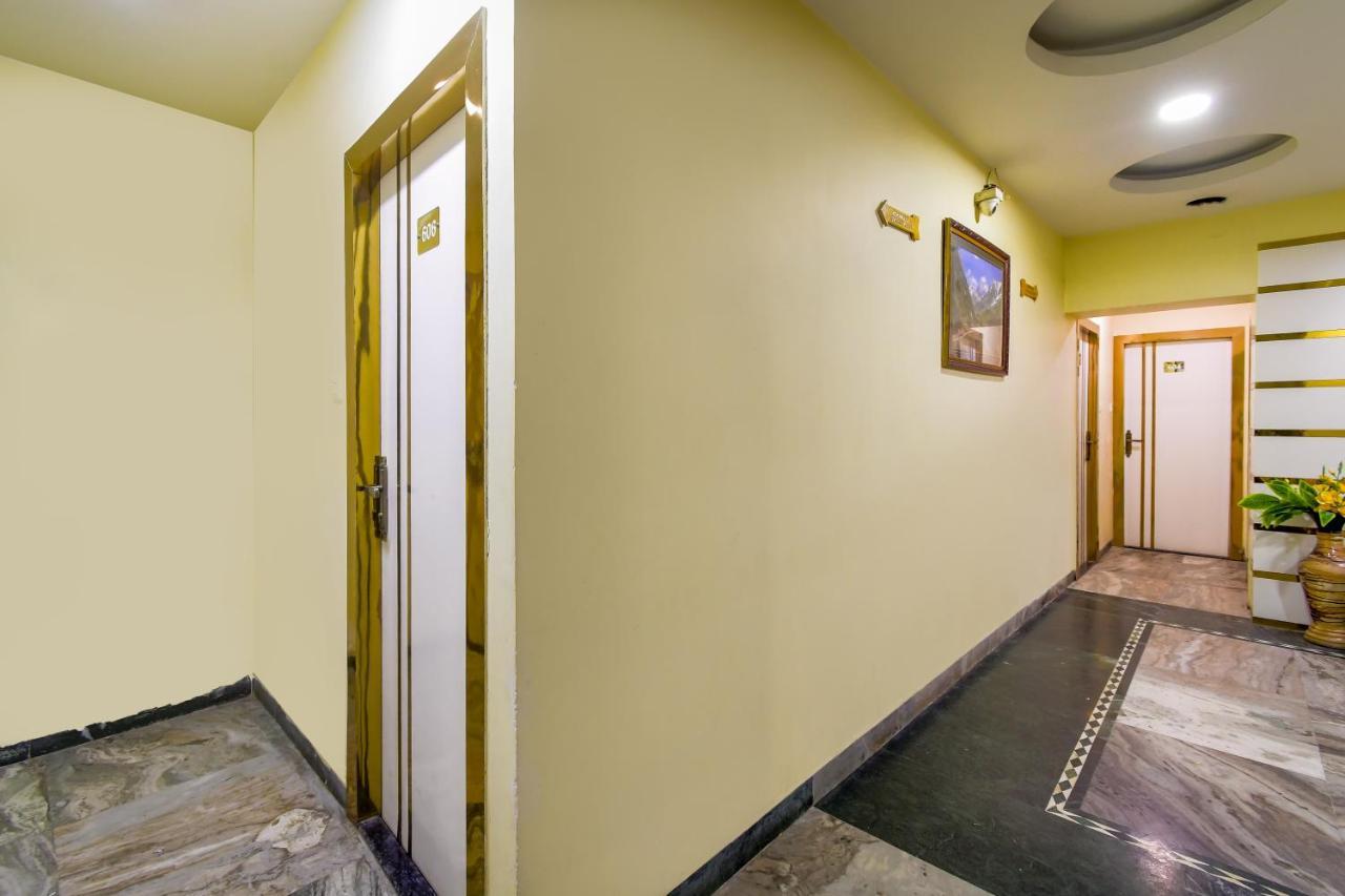 Hotel N S International Calcutta Buitenkant foto