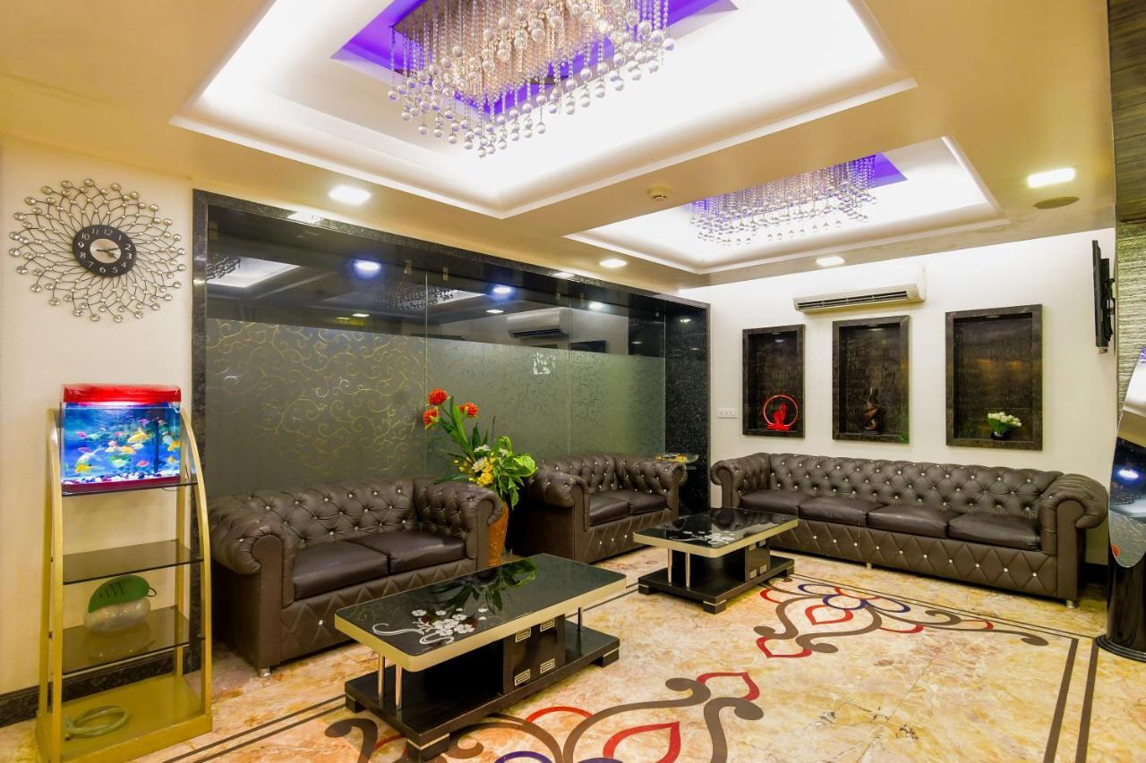 Hotel N S International Calcutta Buitenkant foto