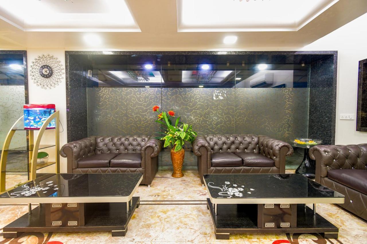 Hotel N S International Calcutta Buitenkant foto