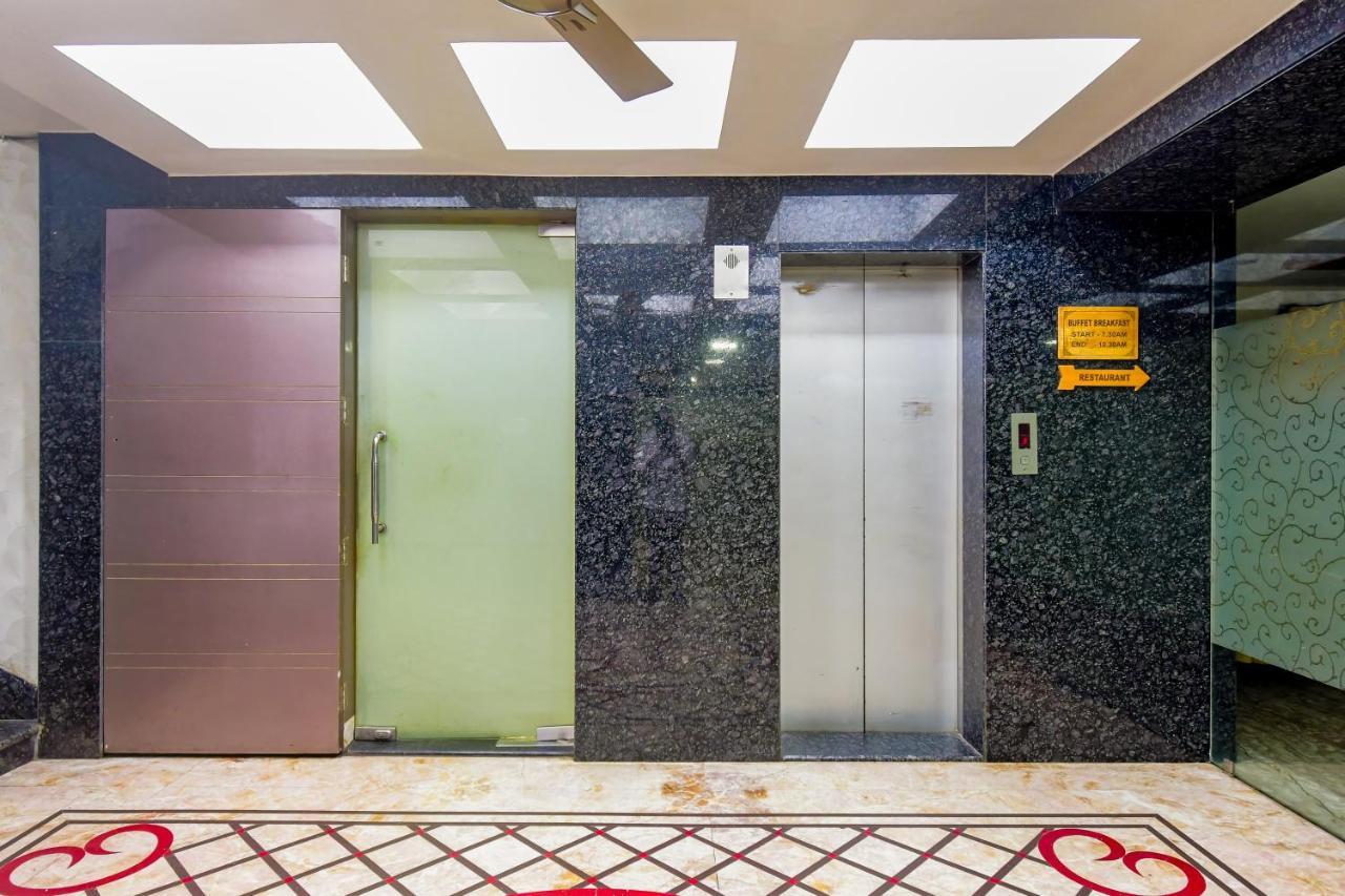 Hotel N S International Calcutta Buitenkant foto